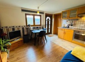 Древесная магия: современные идеи для мебели из дерева и их преимущества