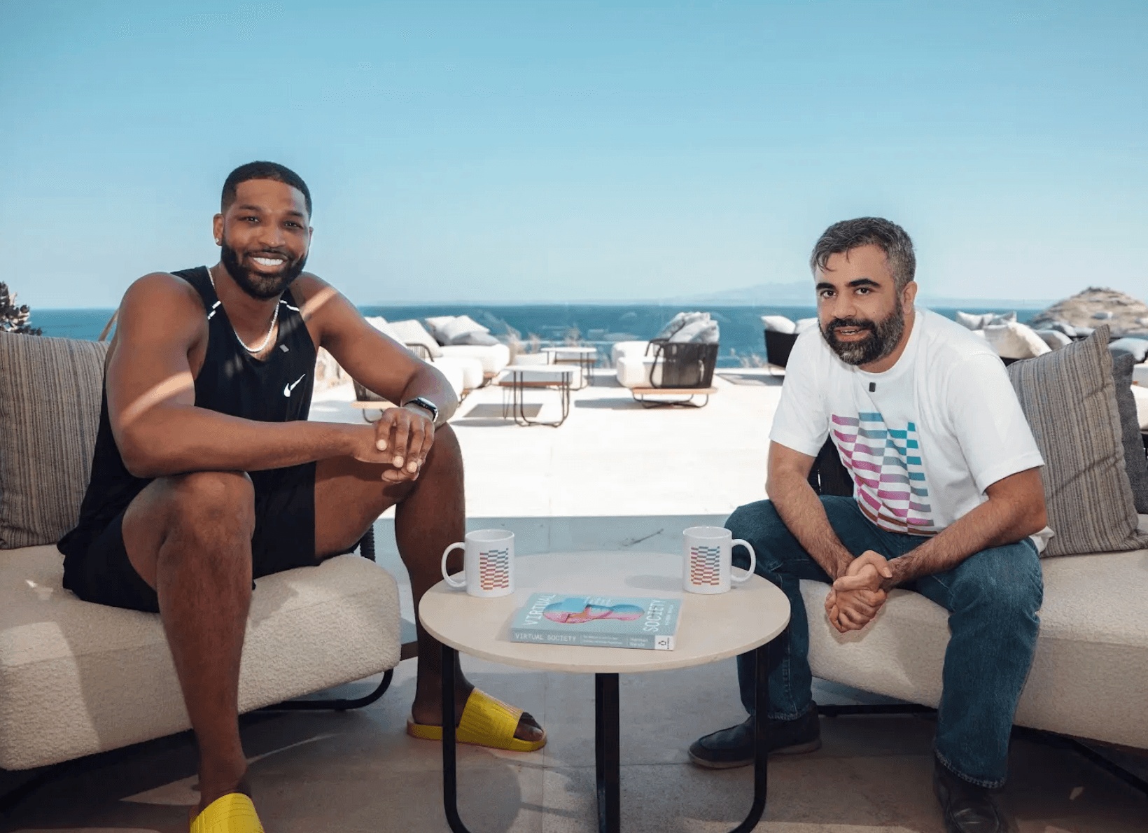 Отдыхаем с комфортом: какая мебель нужна для дачи